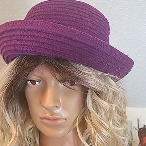 Old country road hat